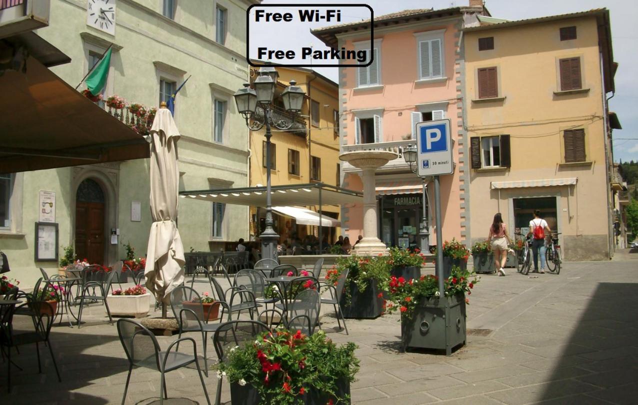 トゥオーロ・スル・トラジメーノ La Poventa Wi-Fi E Parcheggio In Centroヴィラ エクステリア 写真